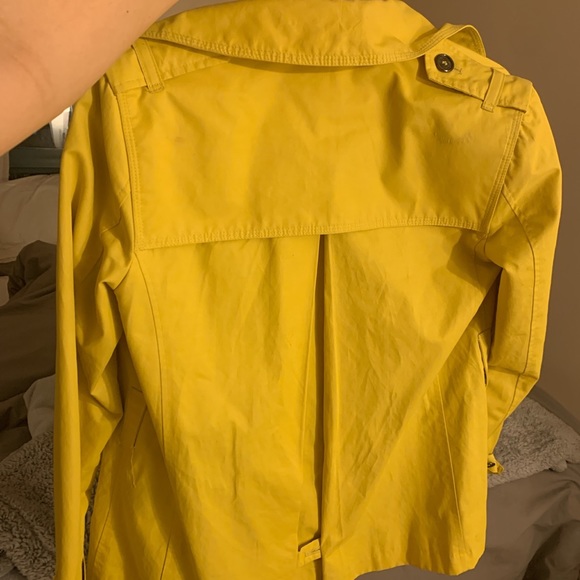 Yellow ZARA trench/rain jacket! - Picture 3 of 3